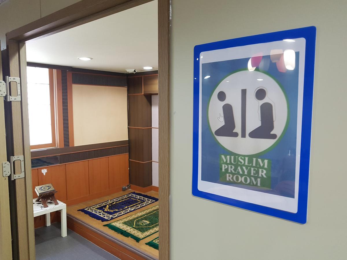 Cloud Nine Hotel Gimhae Екстериор снимка