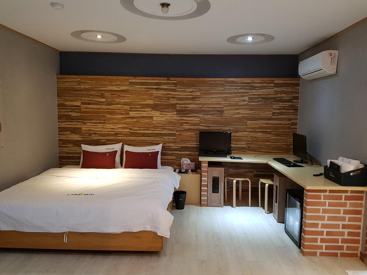 Cloud Nine Hotel Gimhae Стая снимка